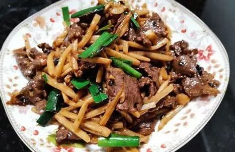 “春季不排毒，一年身體堵”！清明前后，多吃 4 種天然 “排毒菜”